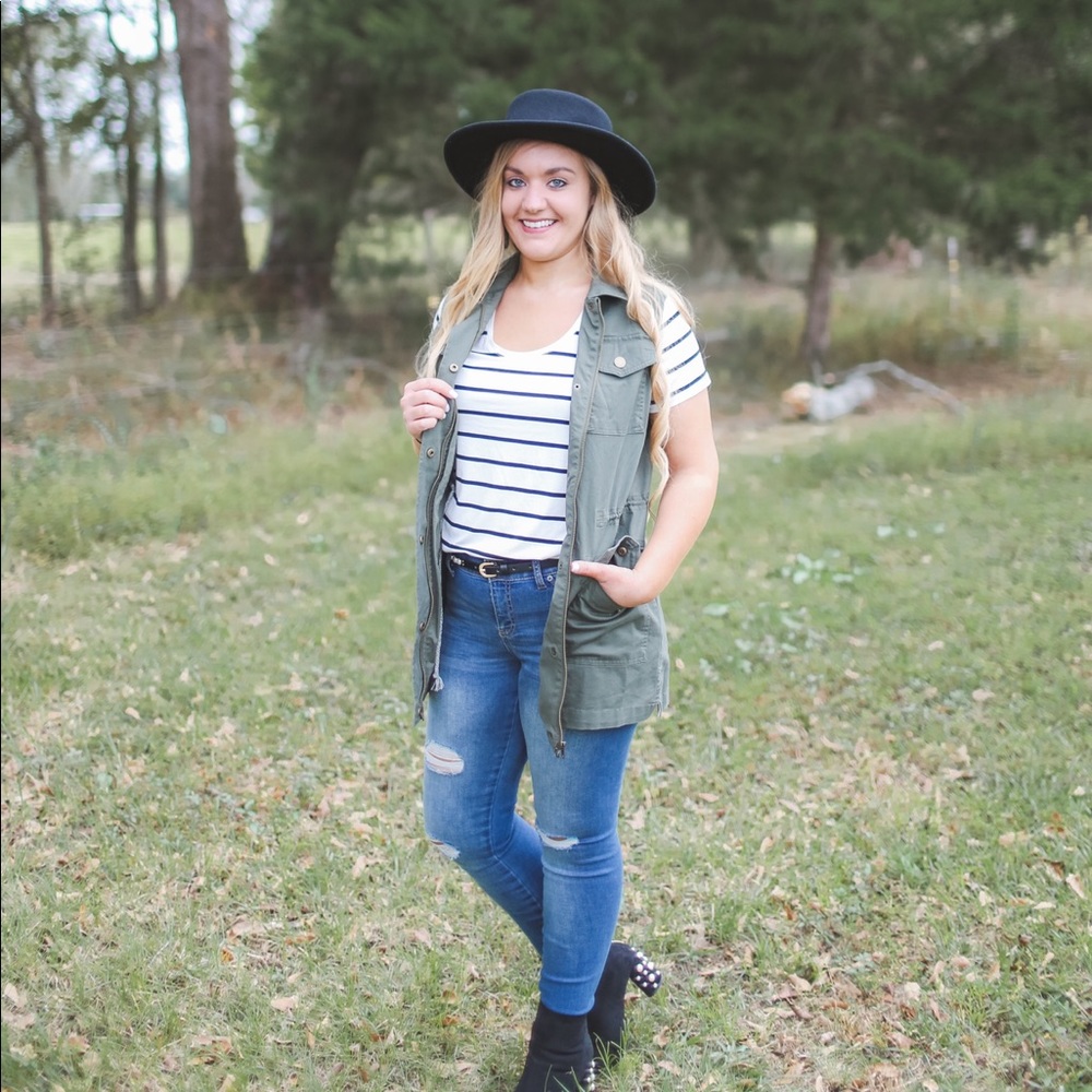 Meet your Posher, Brittney